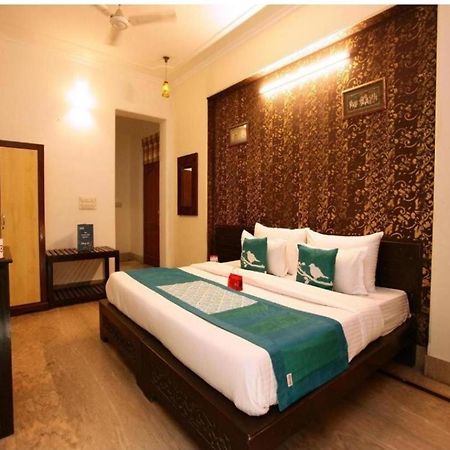 Suites Admiral Delhi Airport Neu-Delhi Exterior foto