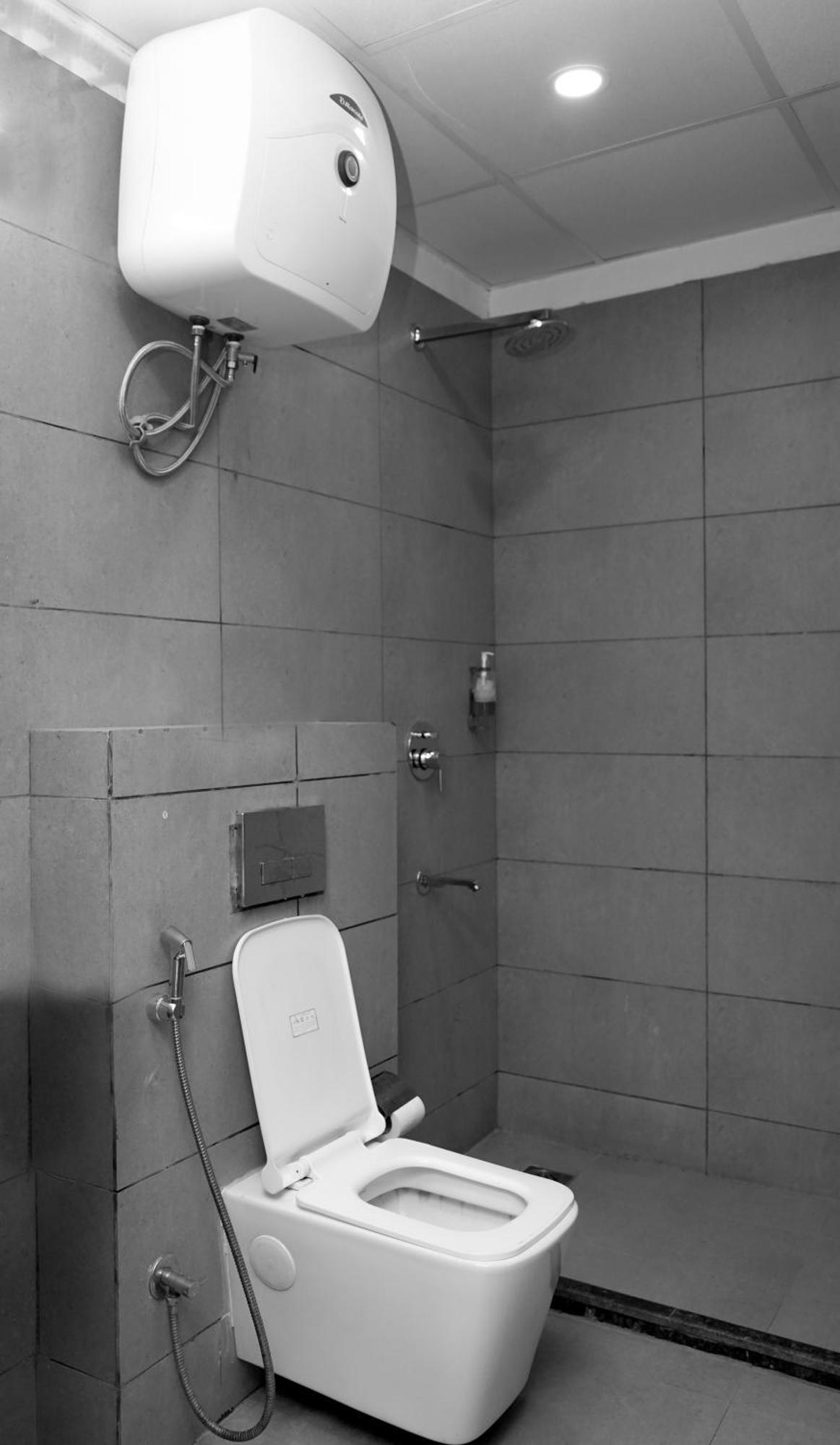 Suites Admiral Delhi Airport Neu-Delhi Exterior foto